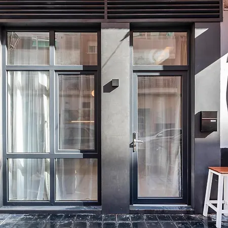 Era Deluxe Oasis 2 Near The